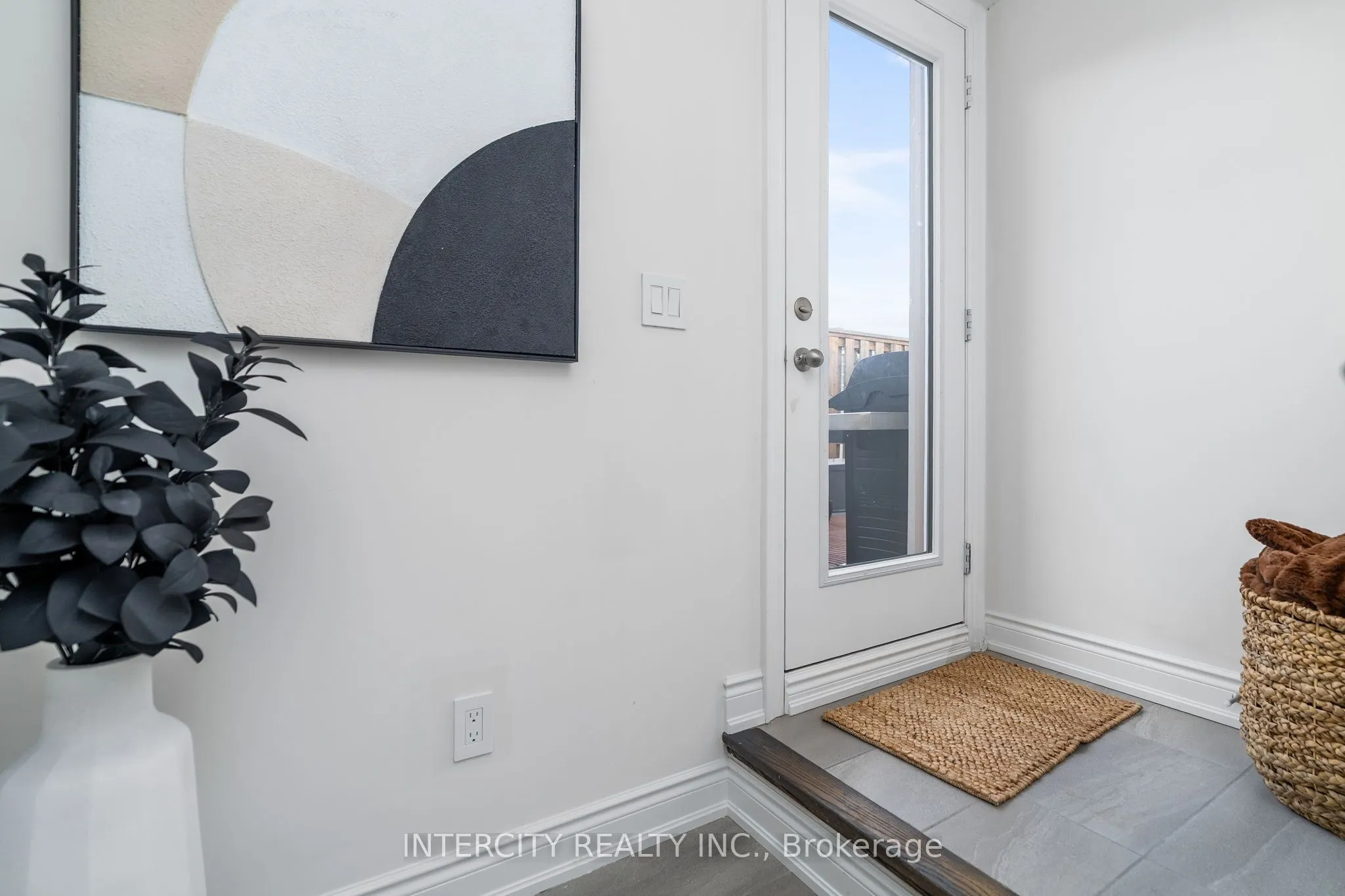 94 Glazebrook Drive