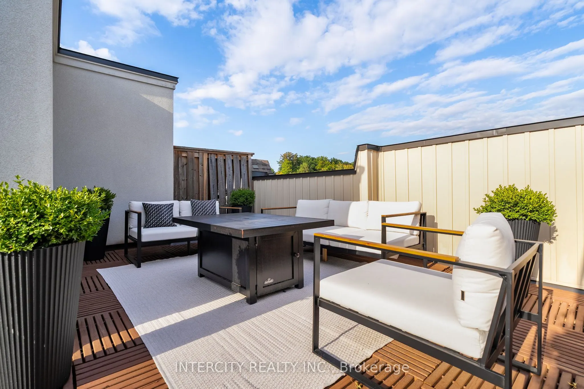 94 Glazebrook Drive
