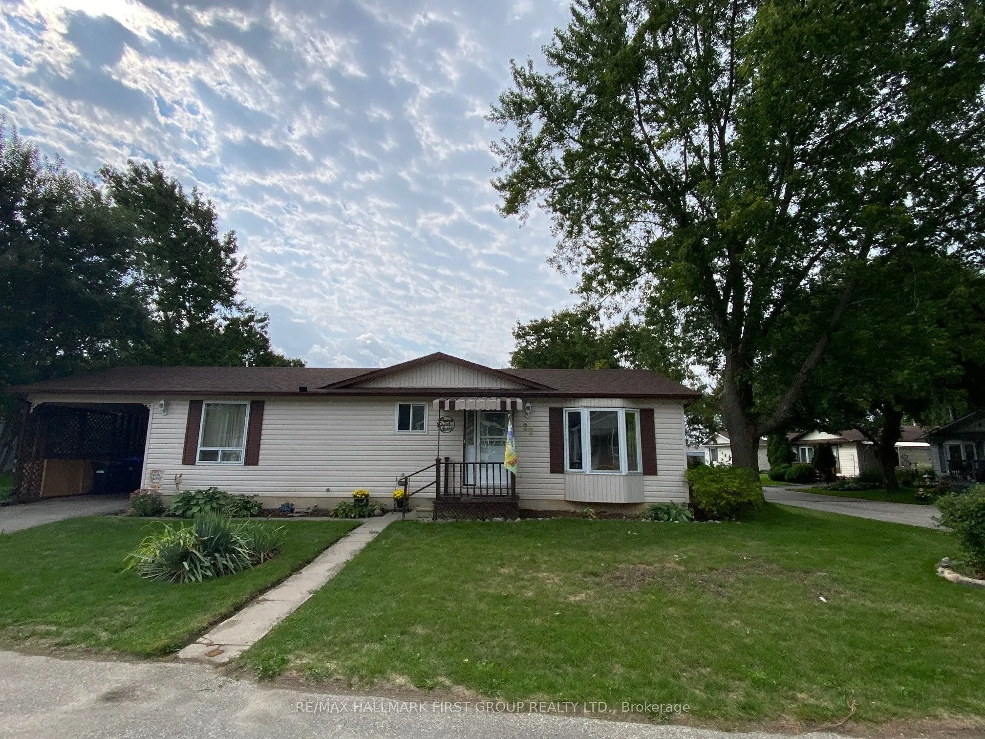 22 Briarwood Place