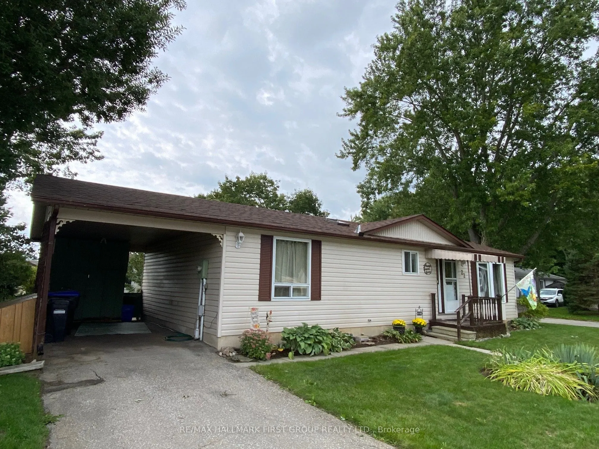 22 Briarwood Place