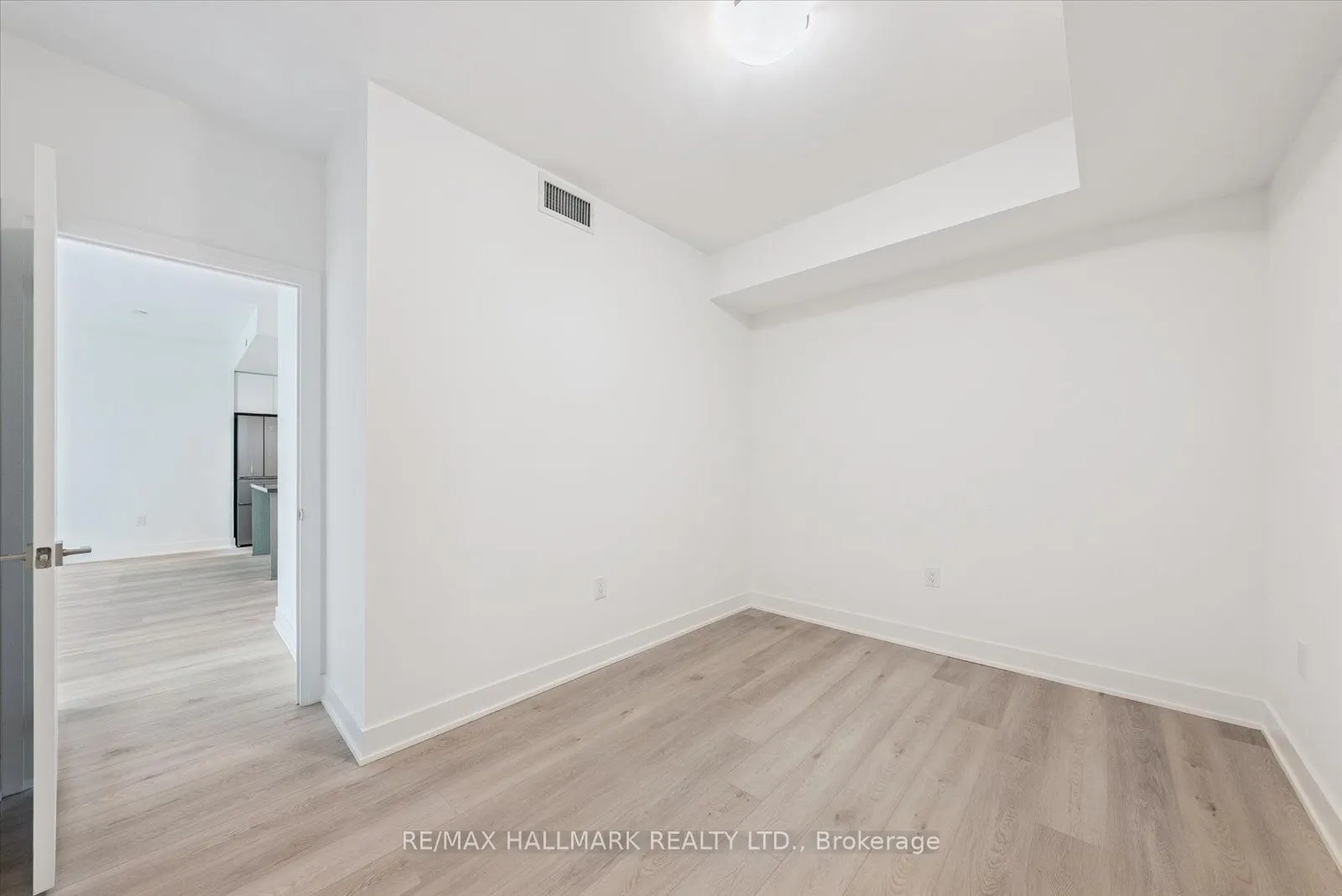 11782 Ninth Line, #520
