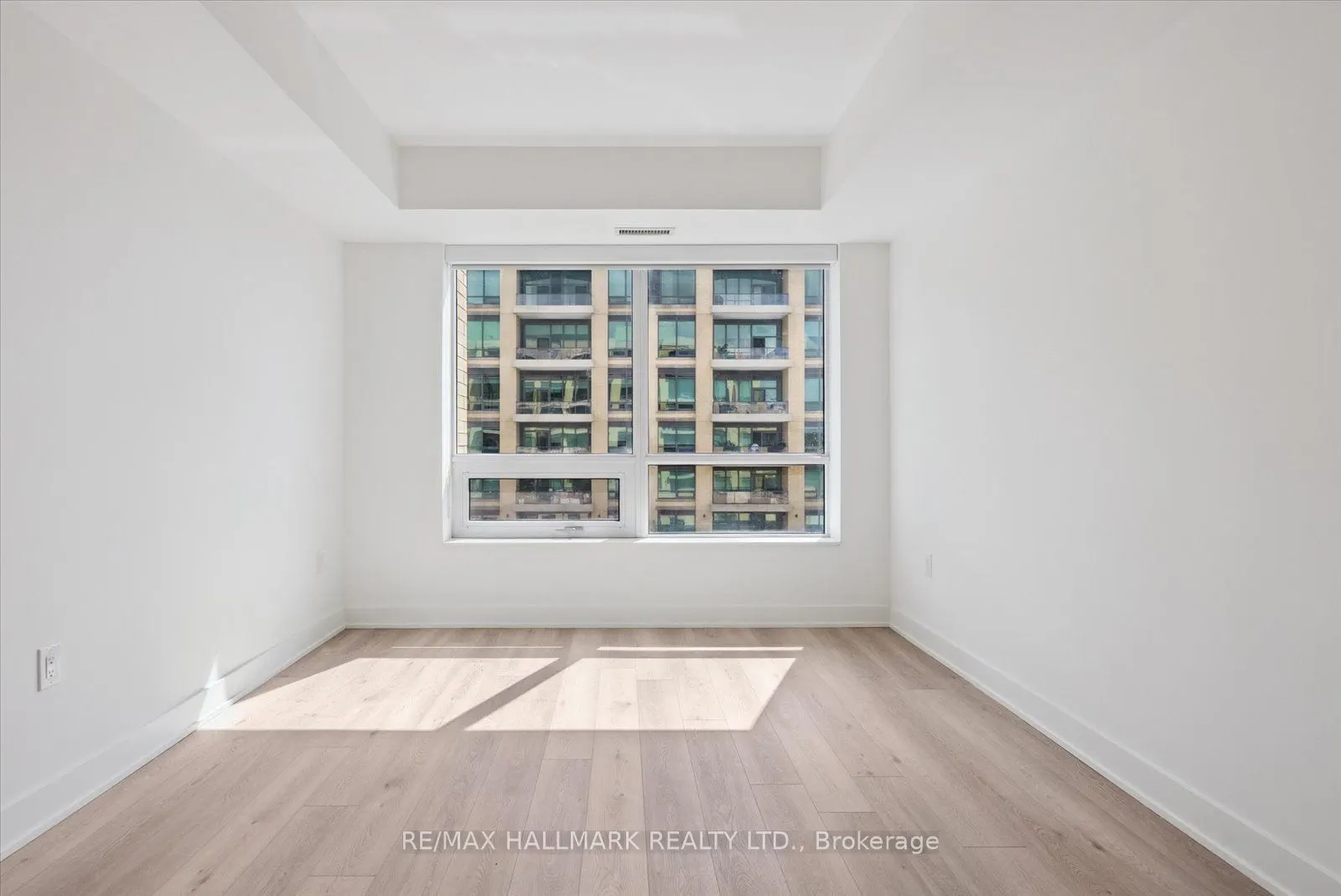 11782 Ninth Line, #520