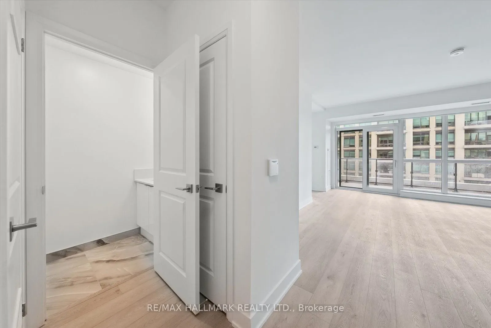 11782 Ninth Line, #520