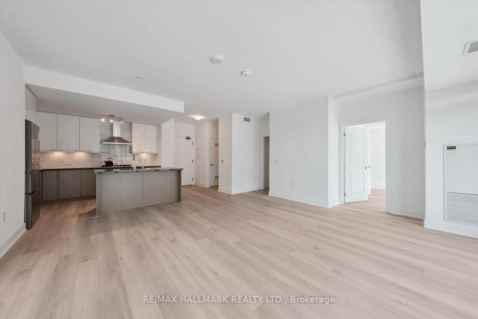 11782 Ninth Line, #520