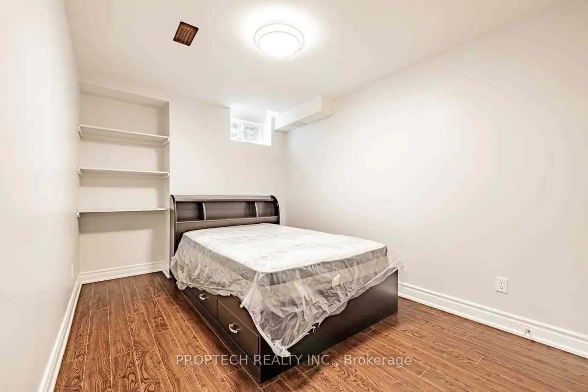 65 Magdalan Crescent