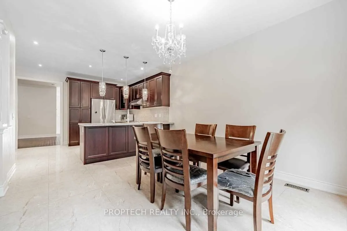 65 Magdalan Crescent
