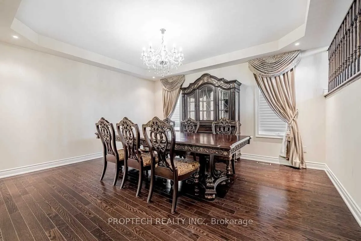 65 Magdalan Crescent