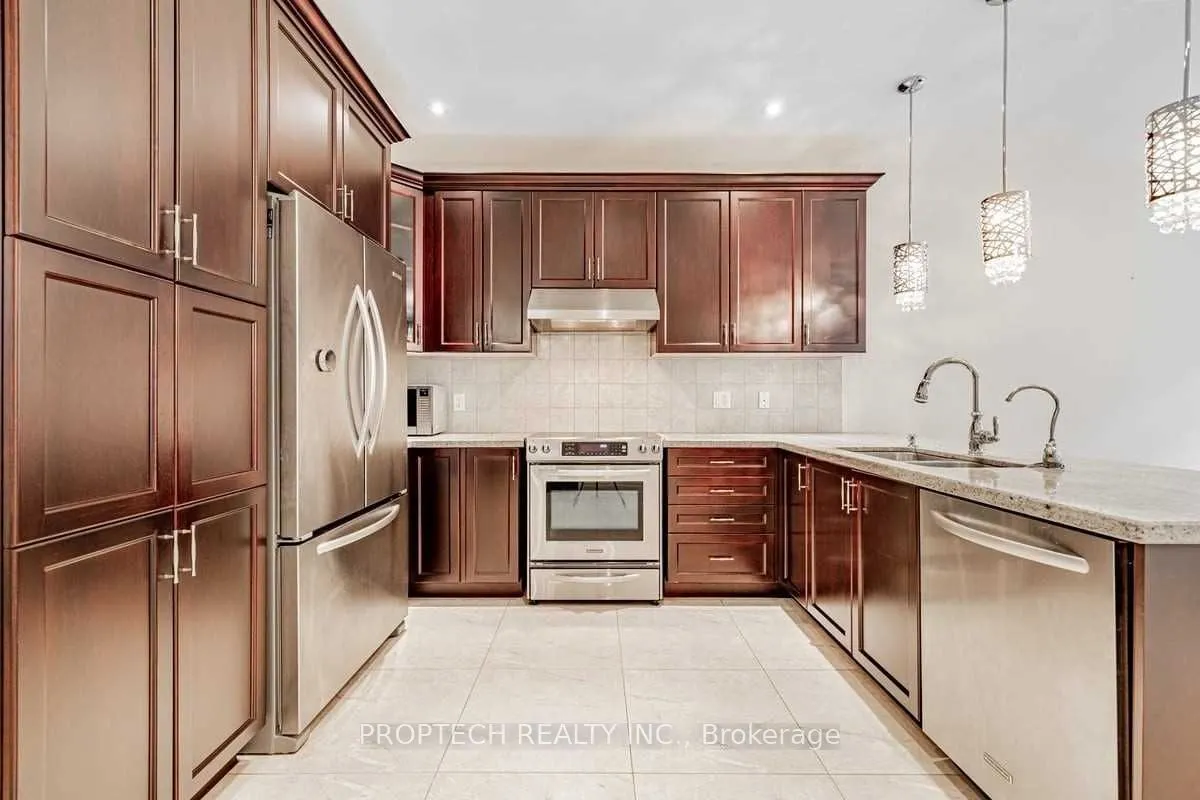 65 Magdalan Crescent