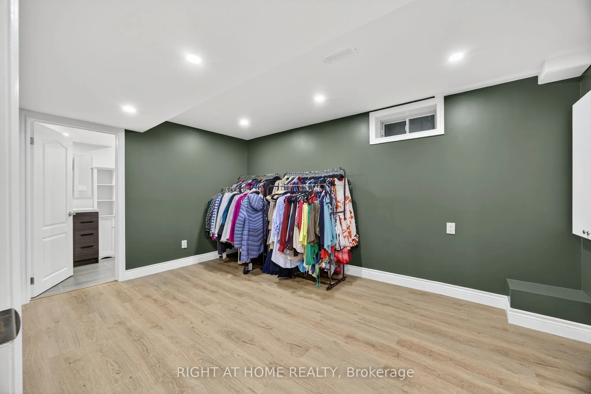 18 Amberview Drive