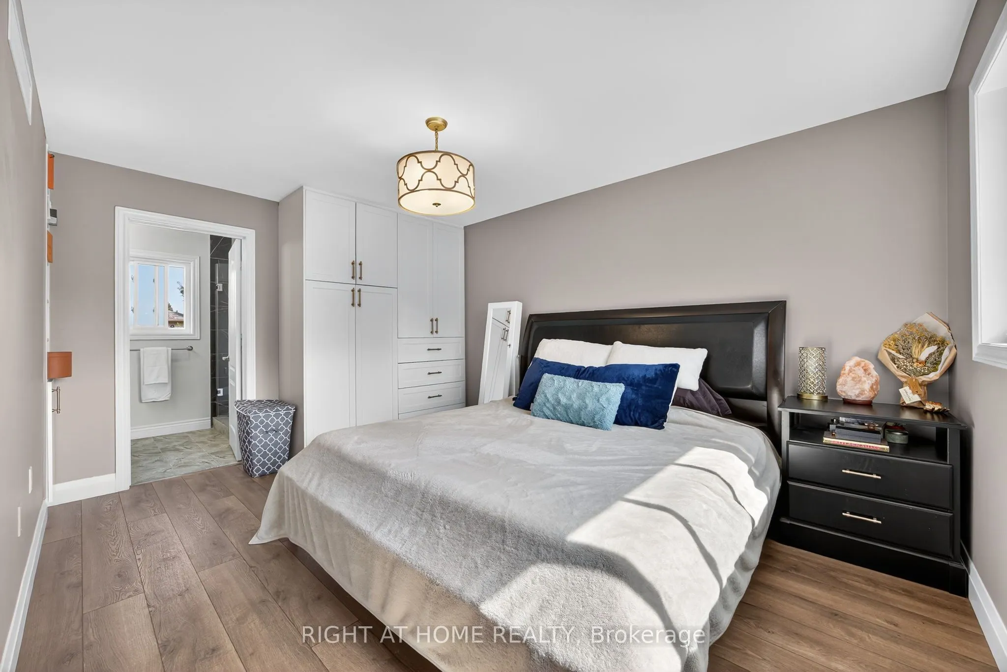 18 Amberview Drive