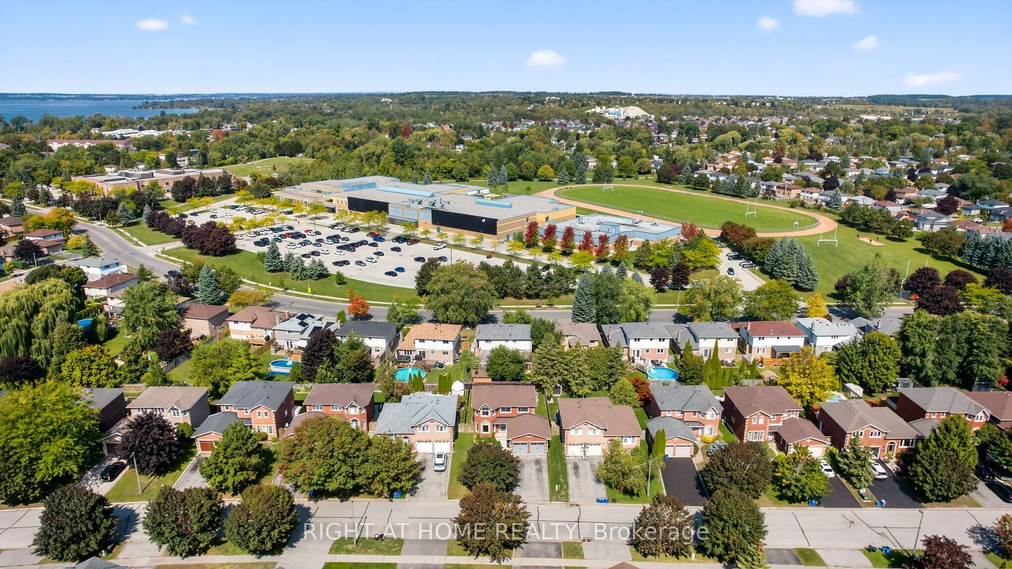 18 Amberview Drive