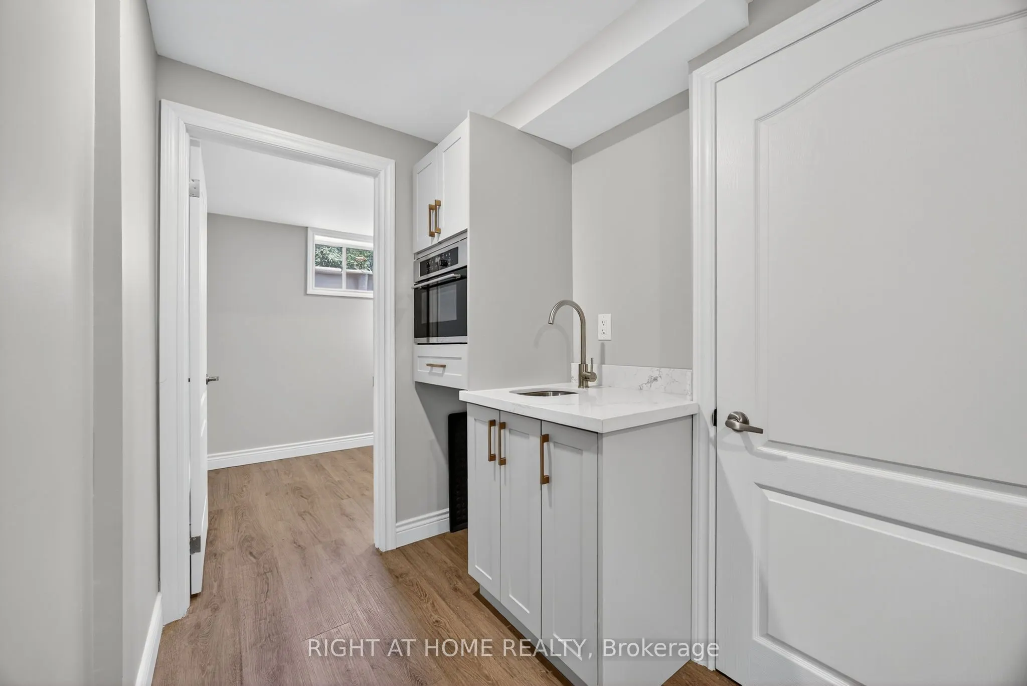 18 Amberview Drive