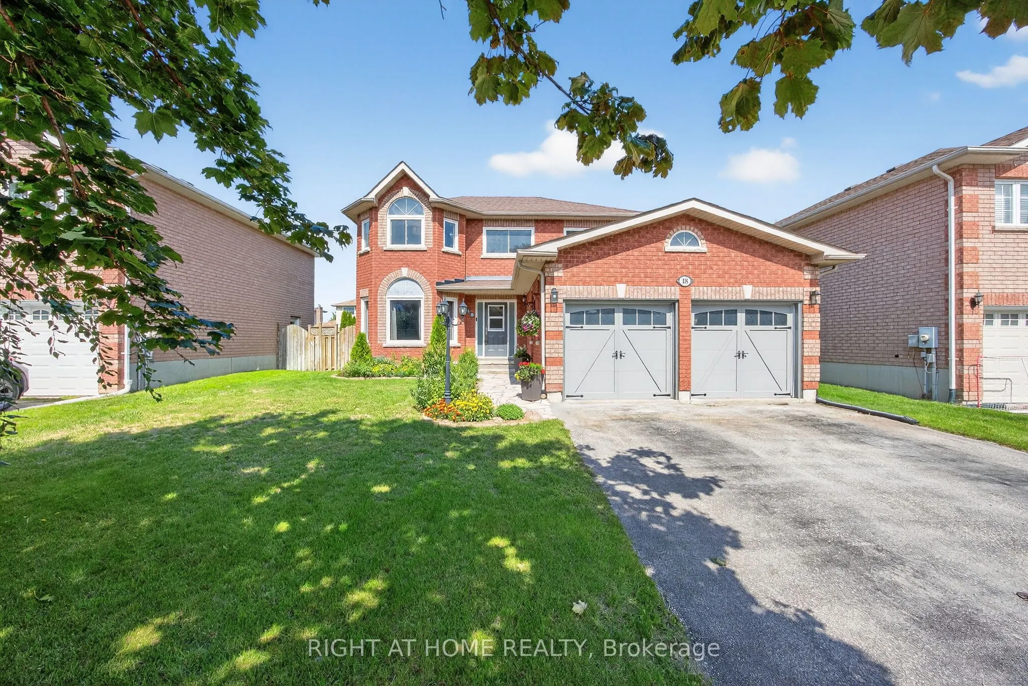 18 Amberview Drive