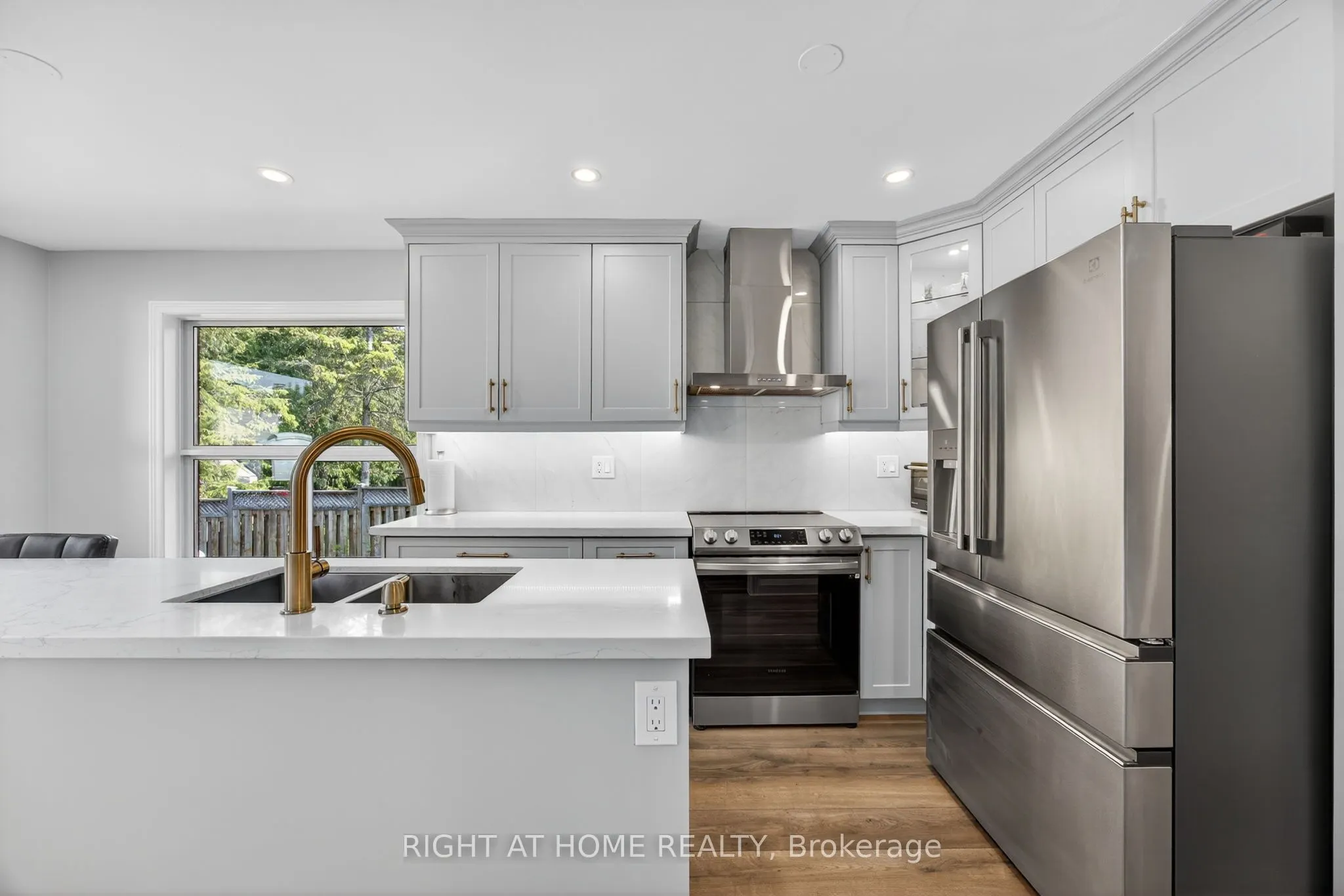 18 Amberview Drive