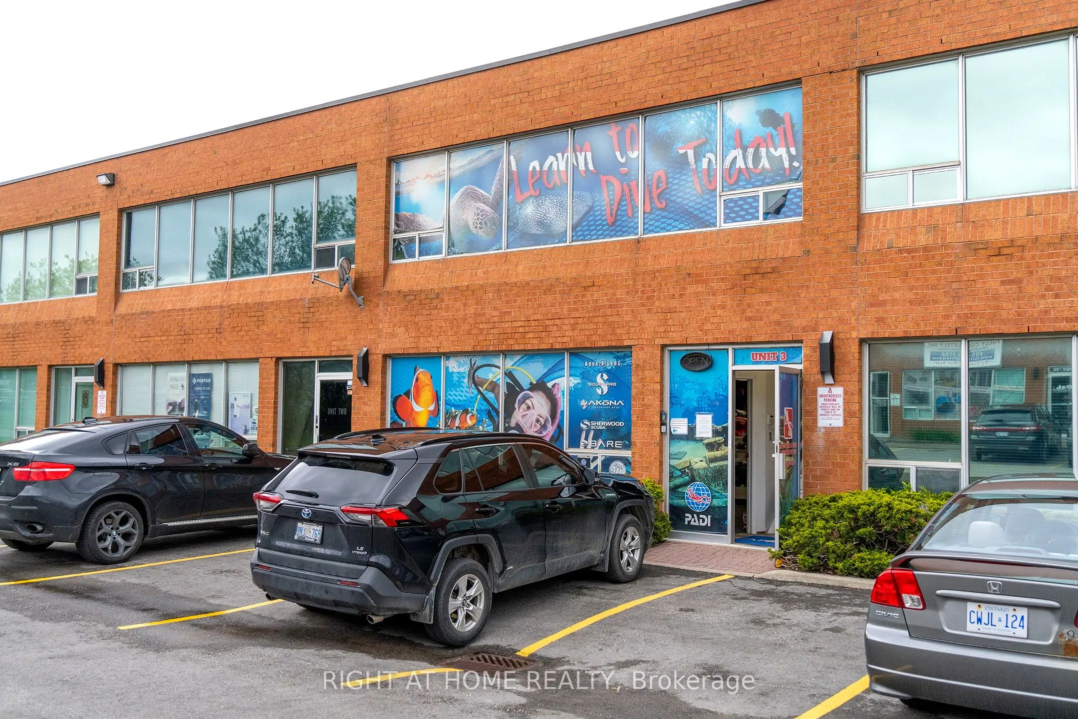 350 Harry Walker Parkway N, #3
