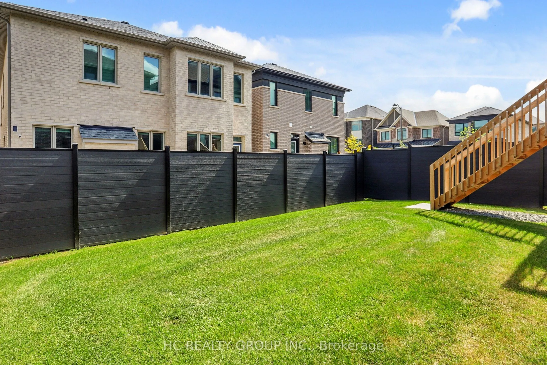 285 Beaverbrae Drive