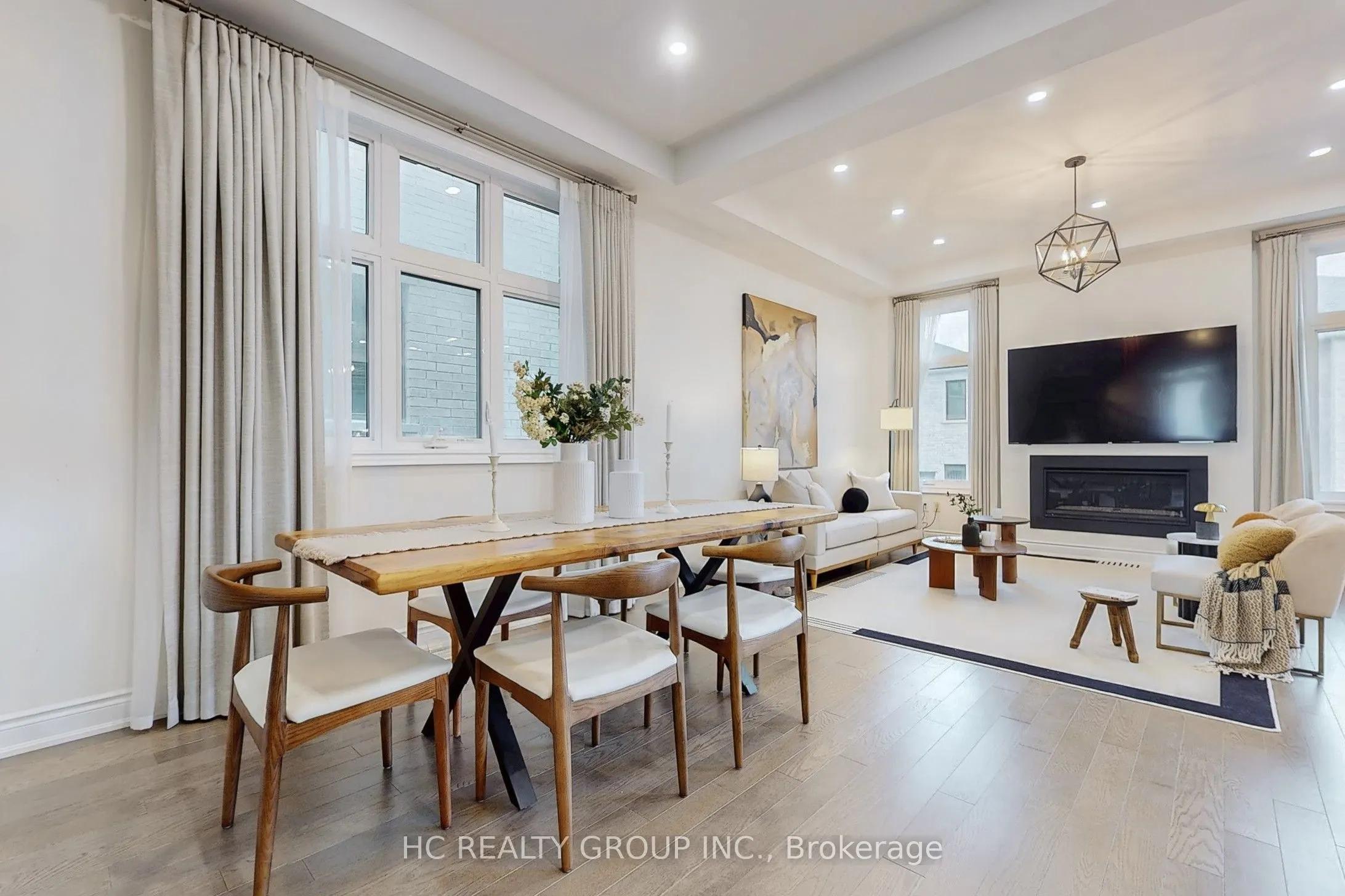 285 Beaverbrae Drive