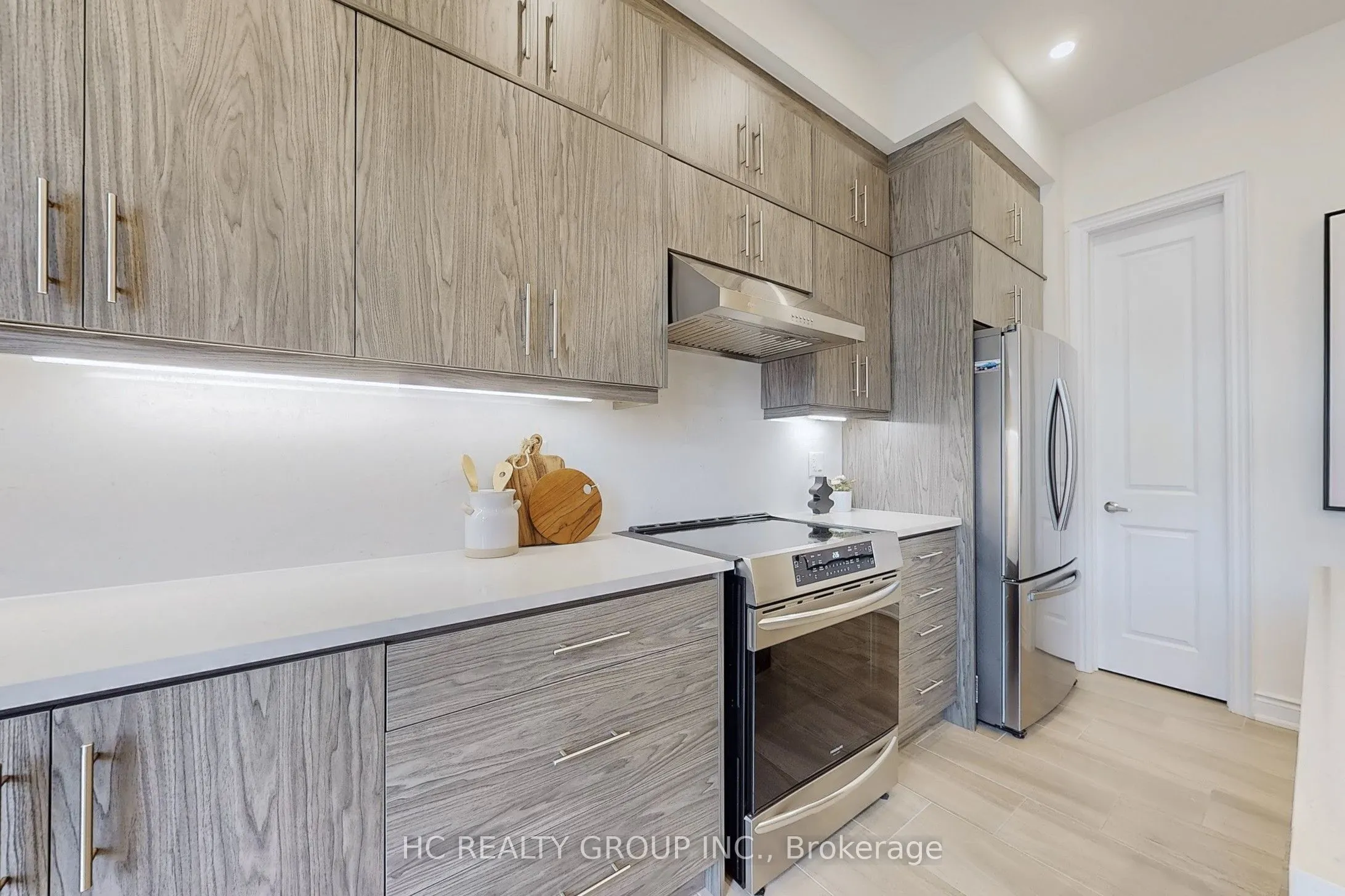 285 Beaverbrae Drive