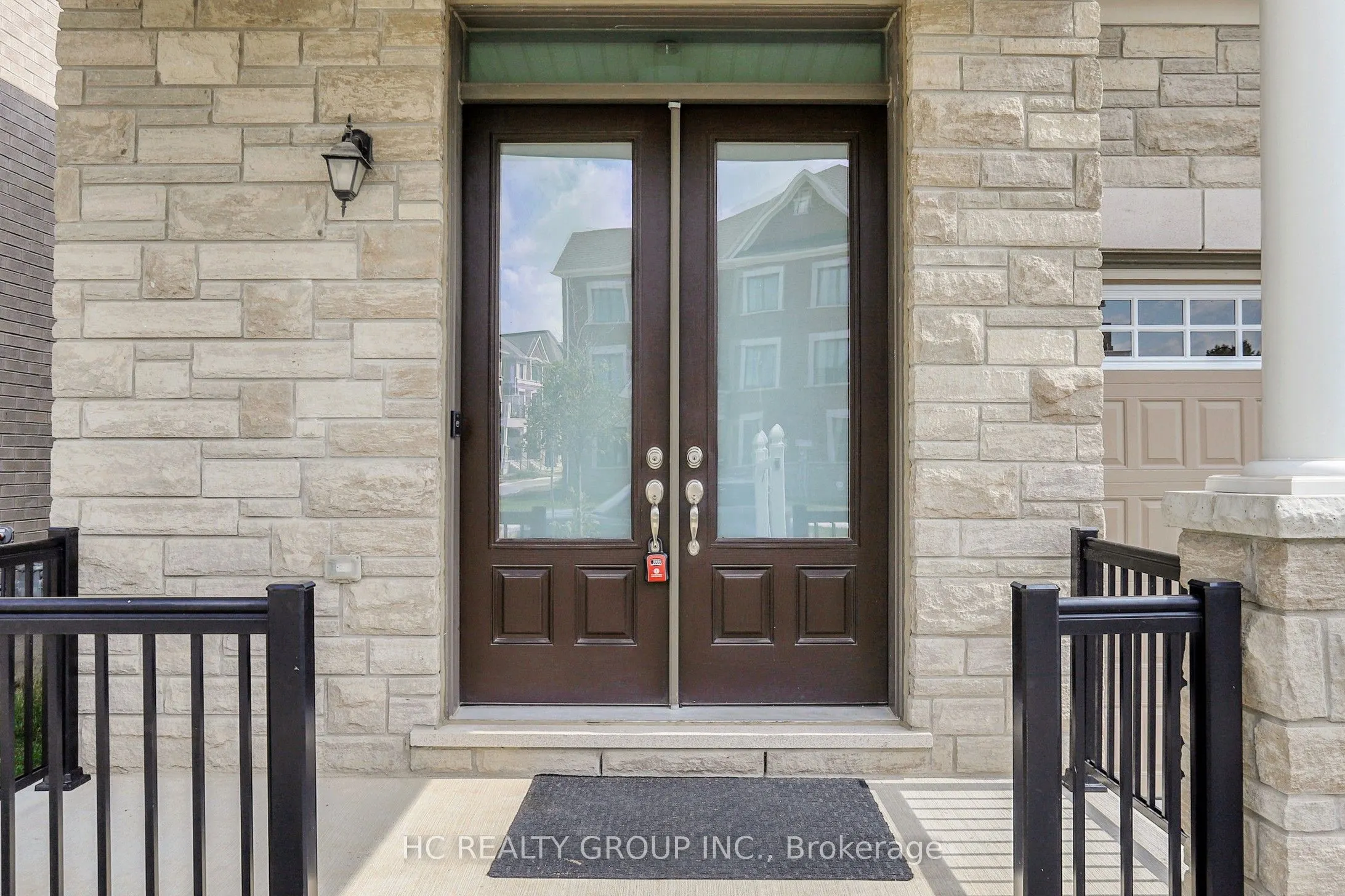 285 Beaverbrae Drive