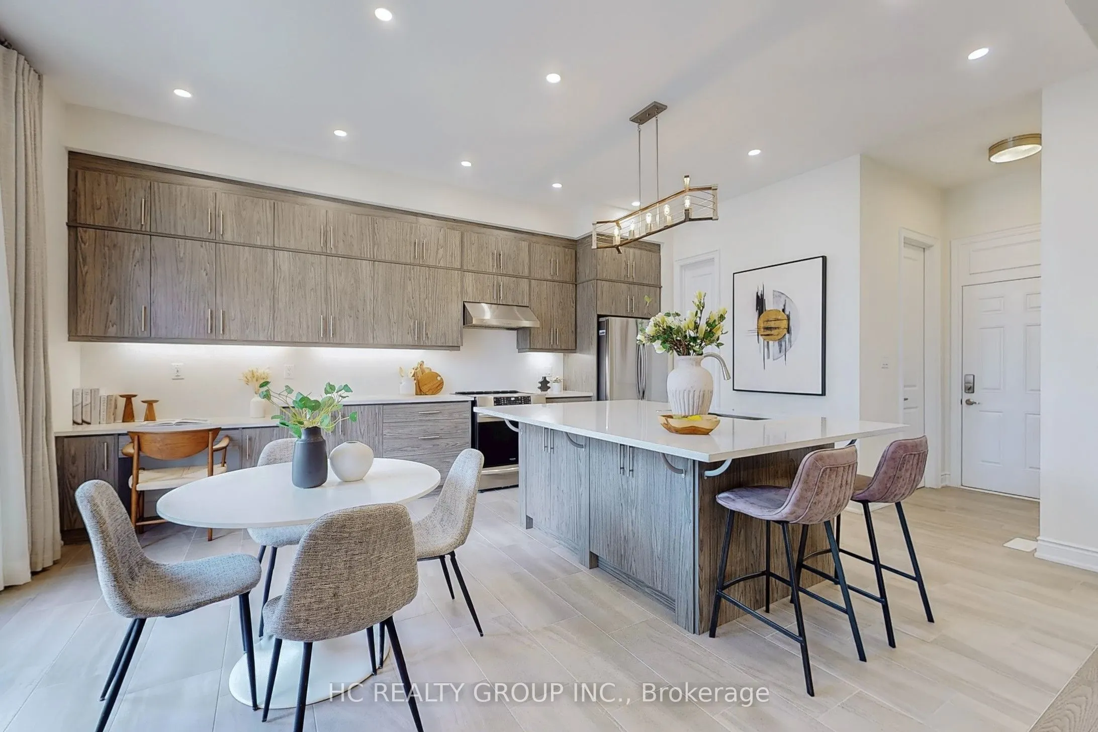 285 Beaverbrae Drive
