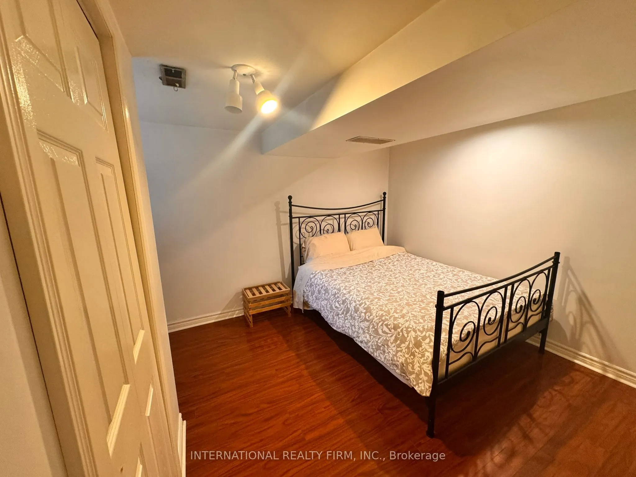 14 Blue Spruce Lane, #Basement