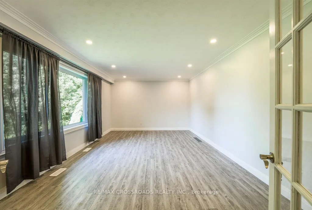 407 Marybay Crescent, #Main