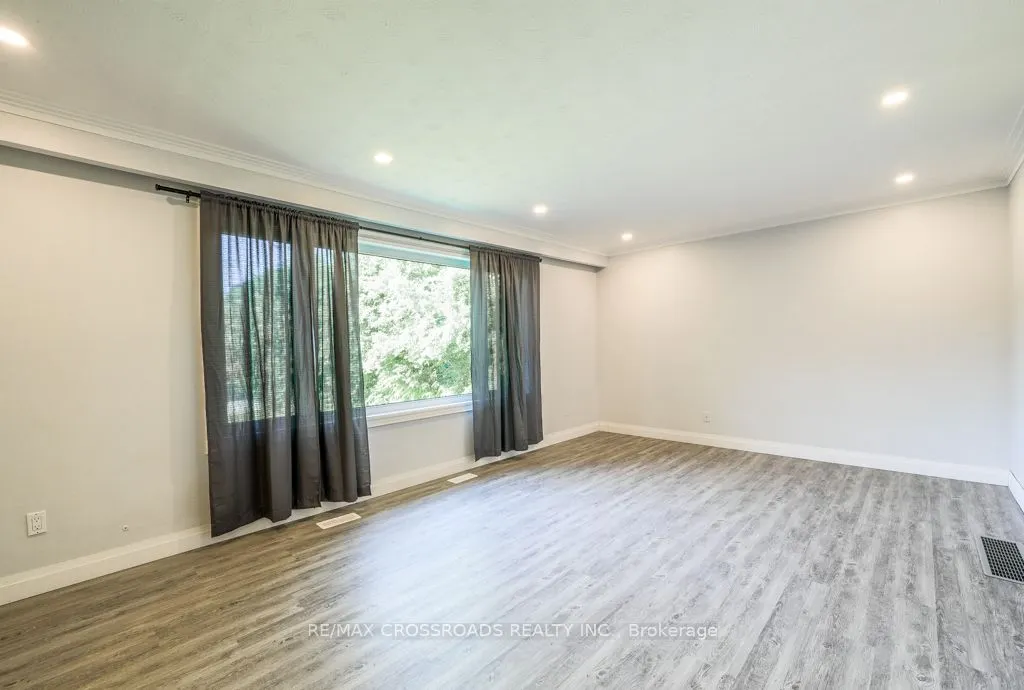 407 Marybay Crescent, #Main