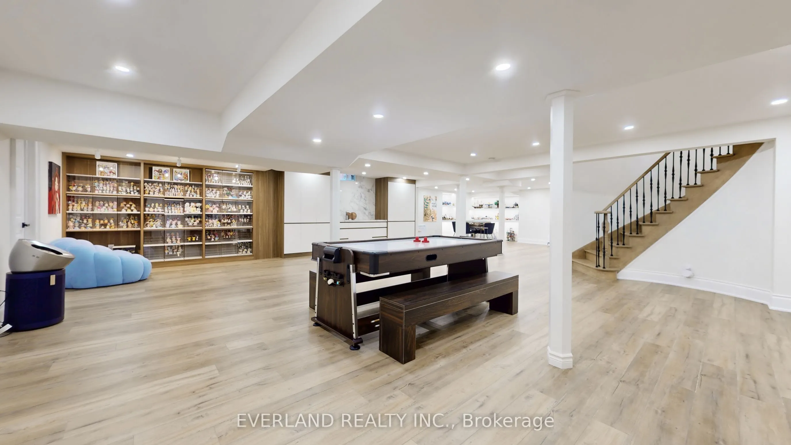 1109 Secretariate Road