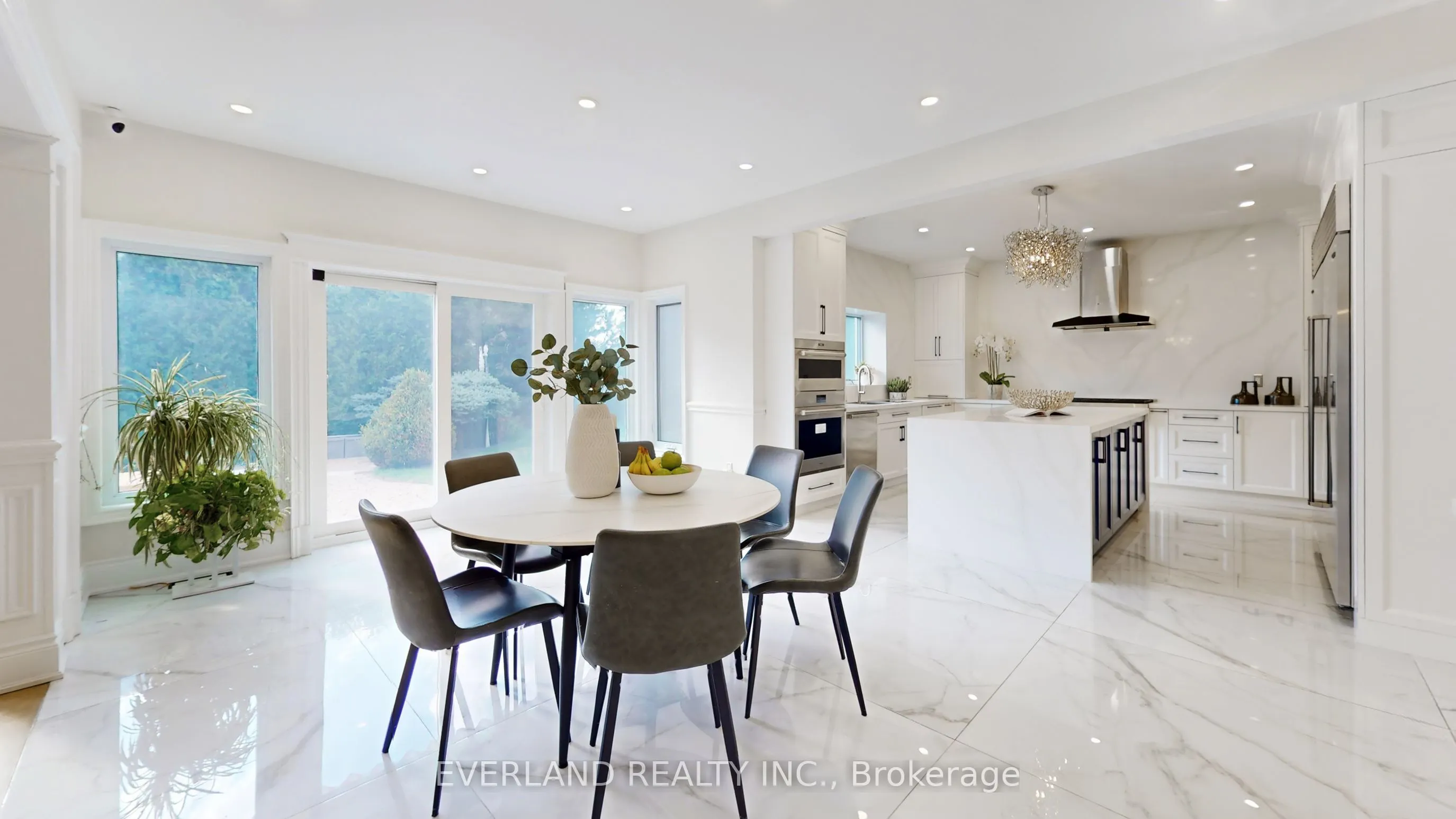 1109 Secretariate Road