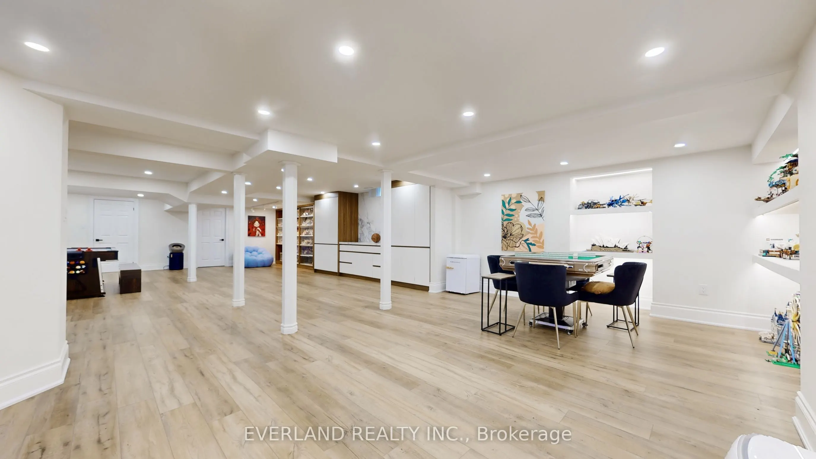 1109 Secretariate Road