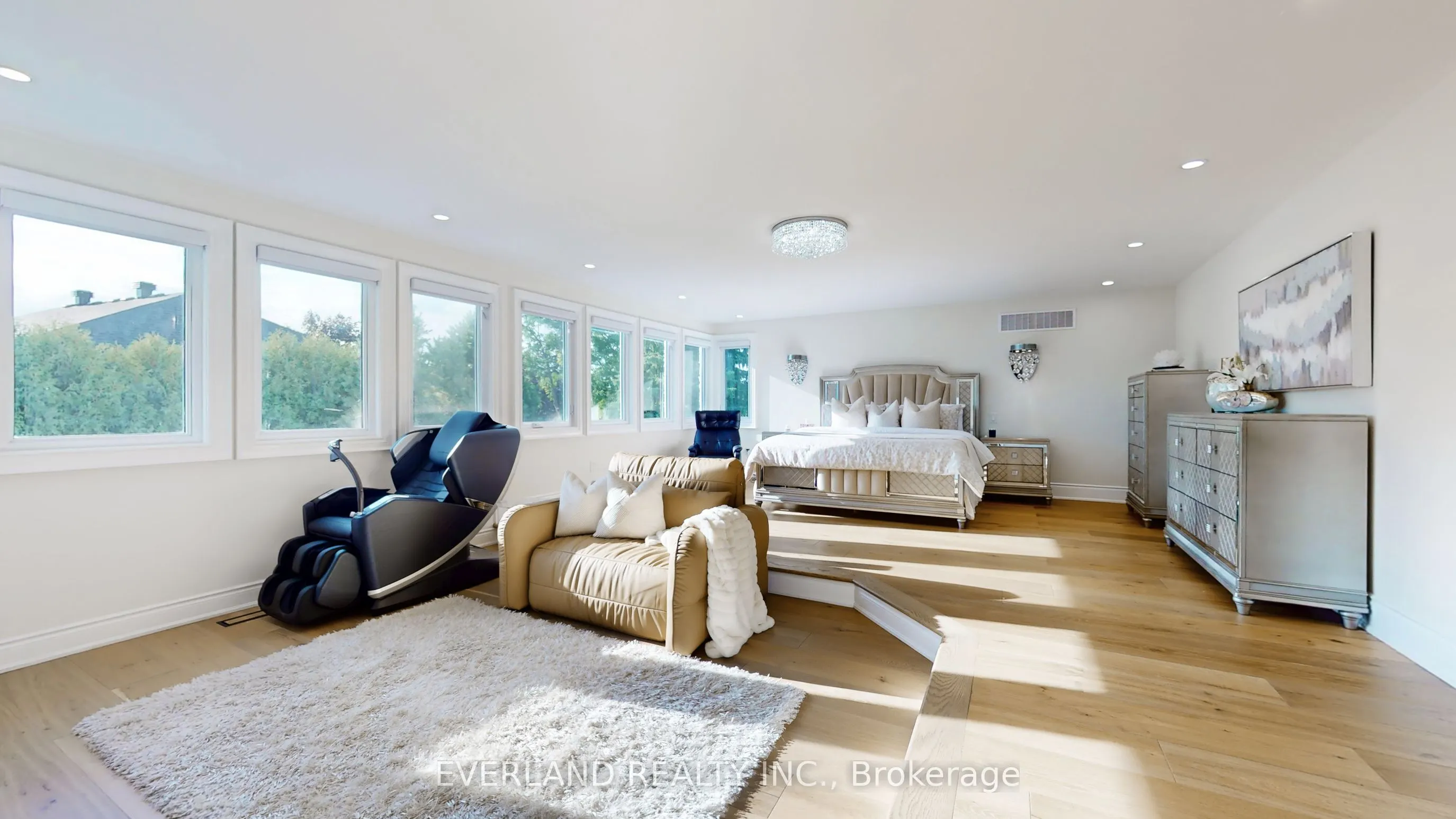 1109 Secretariate Road
