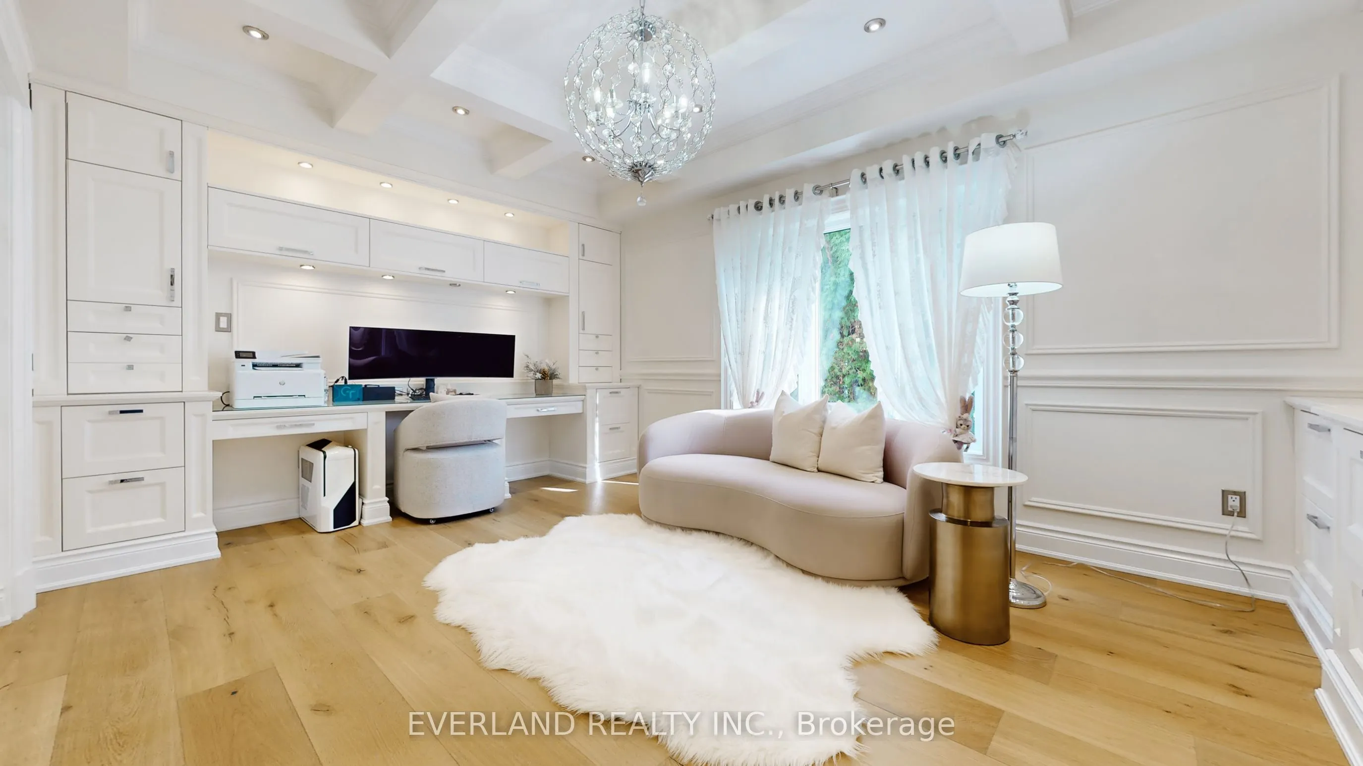 1109 Secretariate Road