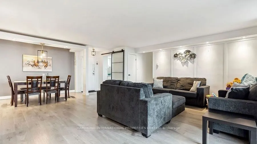 80 Inverlochy Boulevard, #804