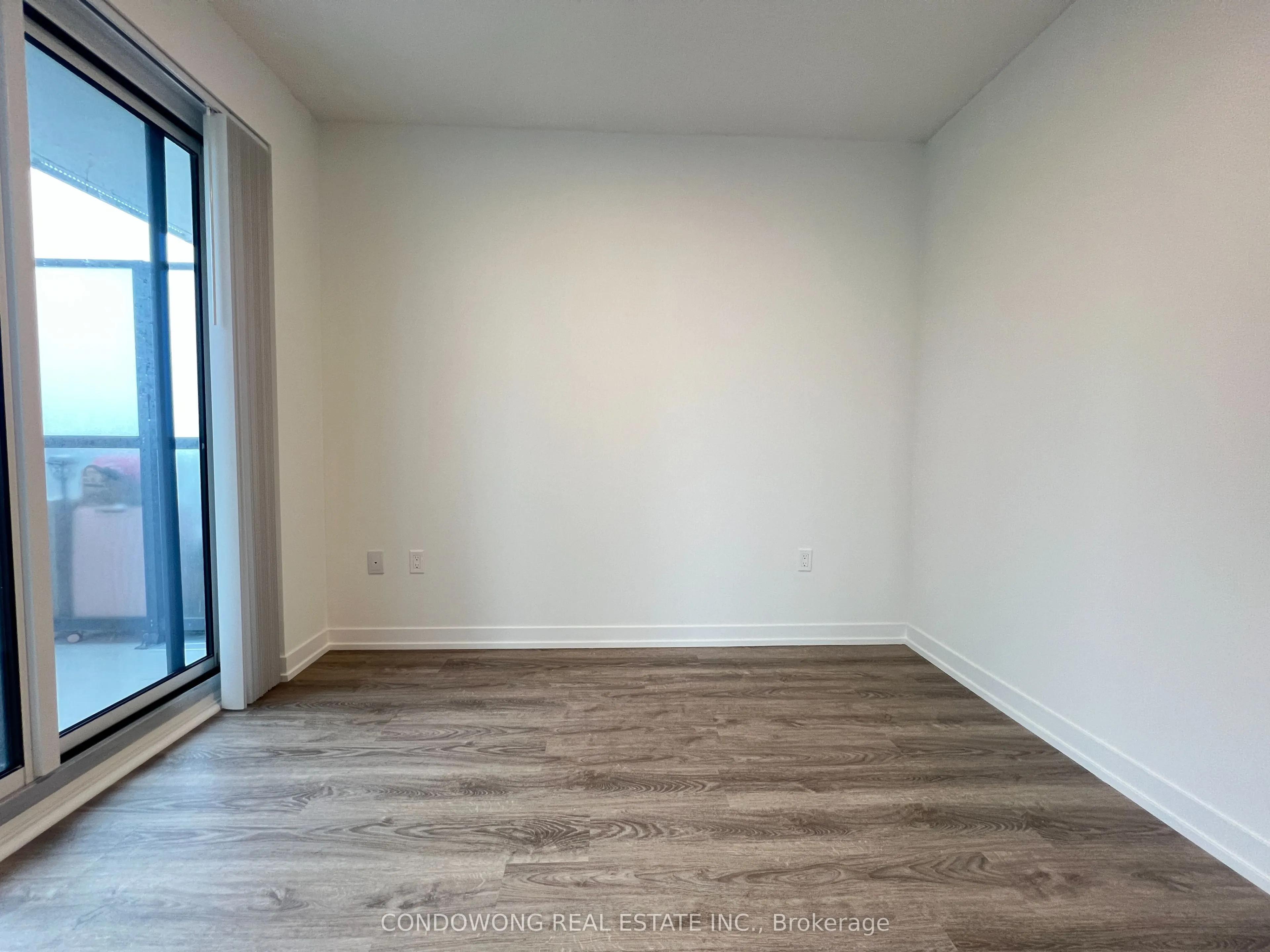 195 Commerce Street, #4015