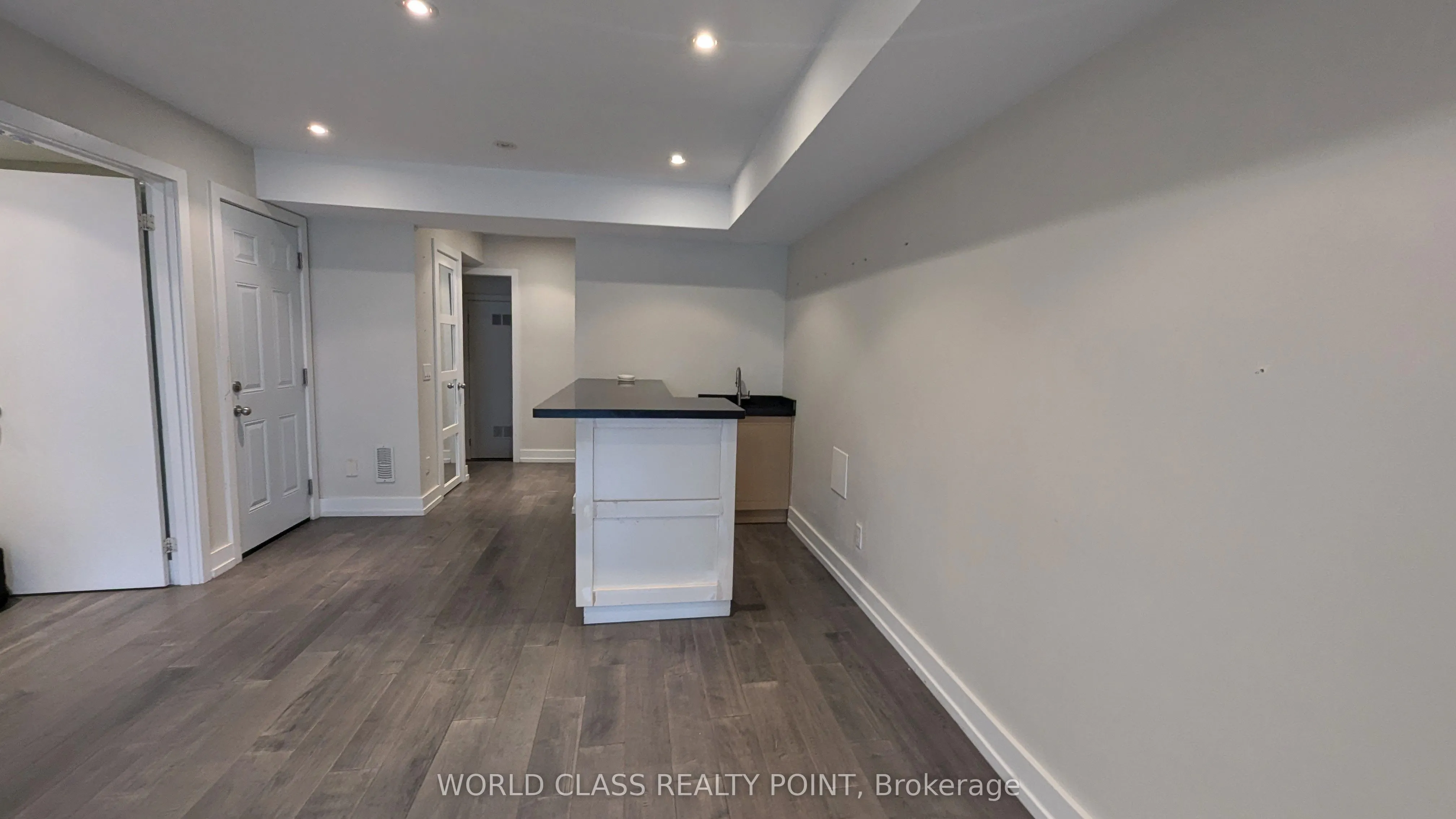 22 Gesher Crescent