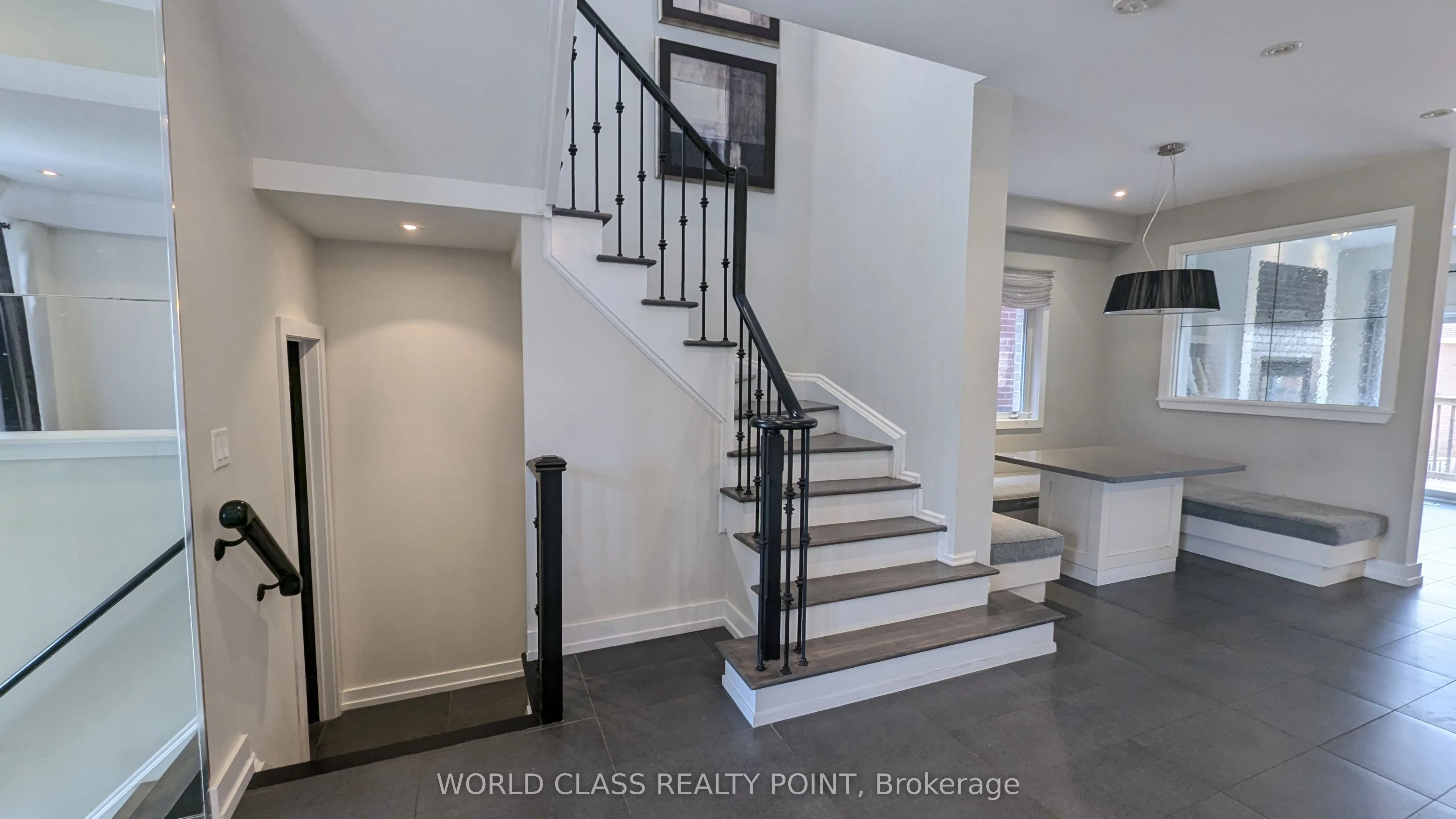 22 Gesher Crescent