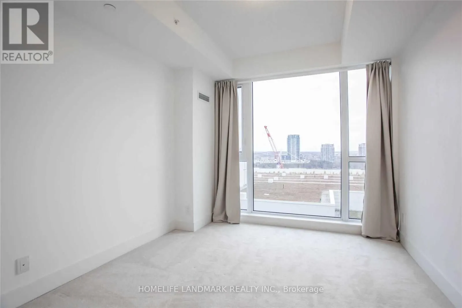 180 enterprise Boulevard, #15