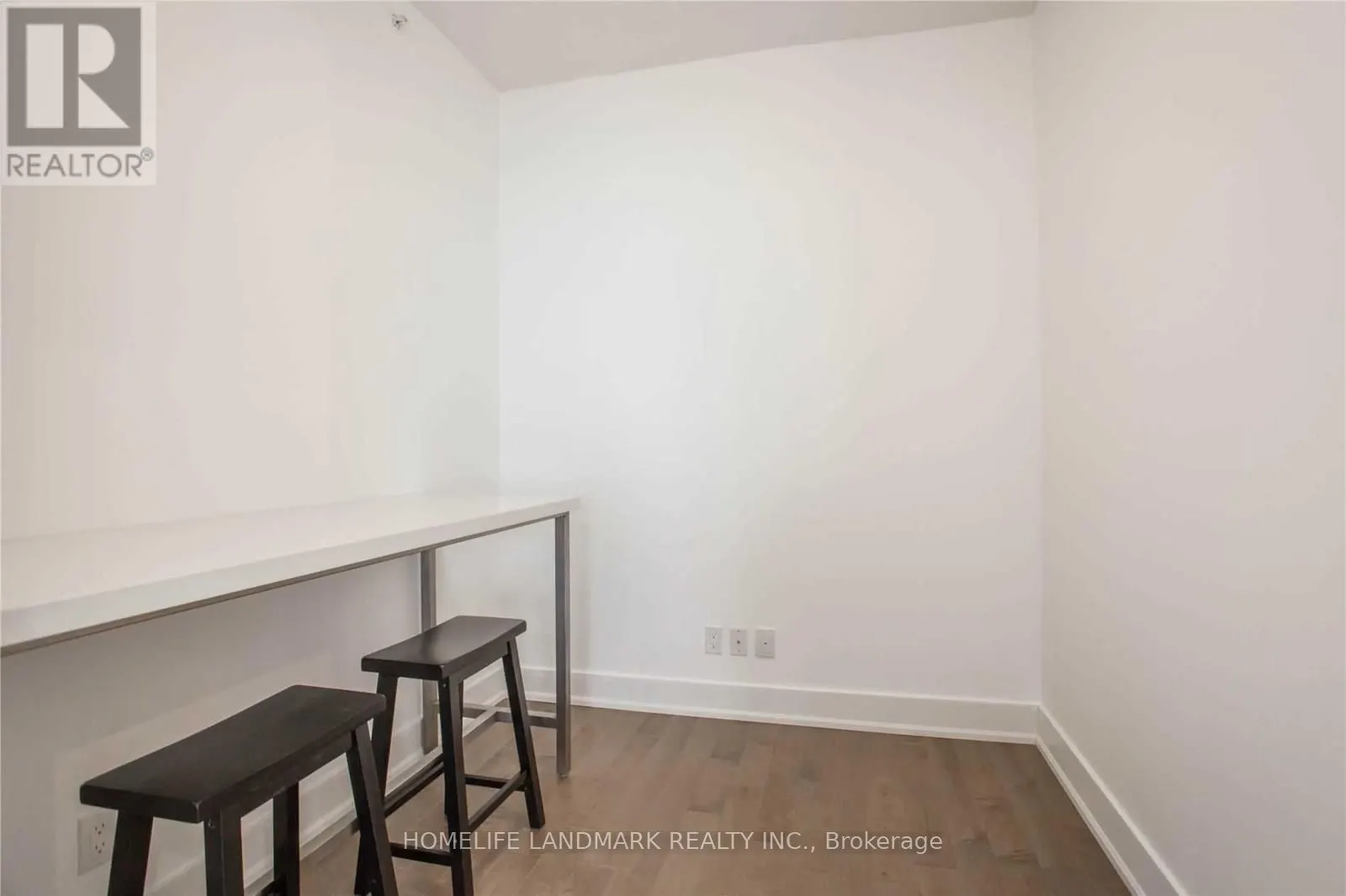 180 enterprise Boulevard, #15