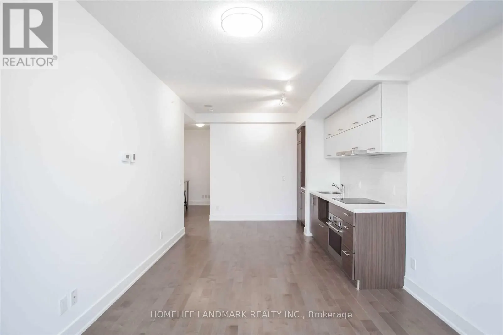 180 enterprise Boulevard, #15