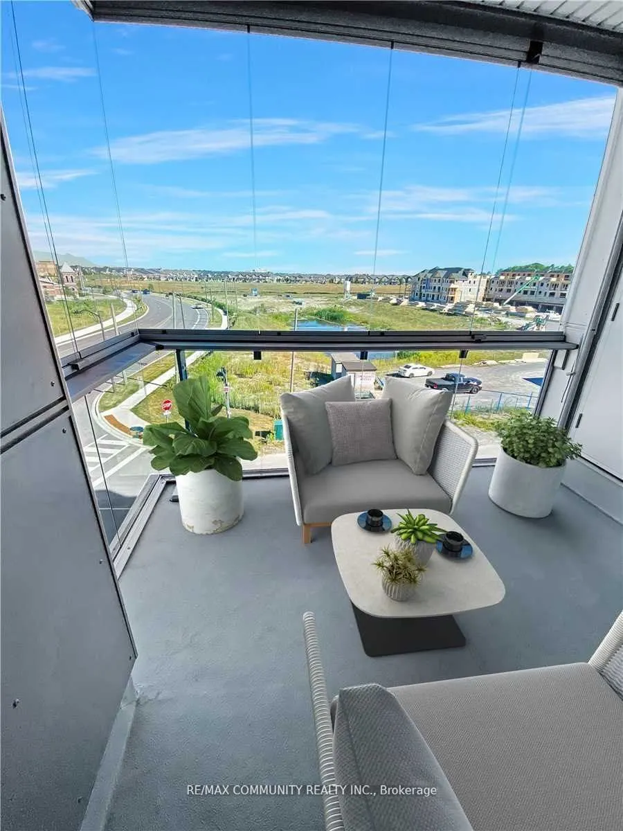 58 Adam Sellers Street E, #413
