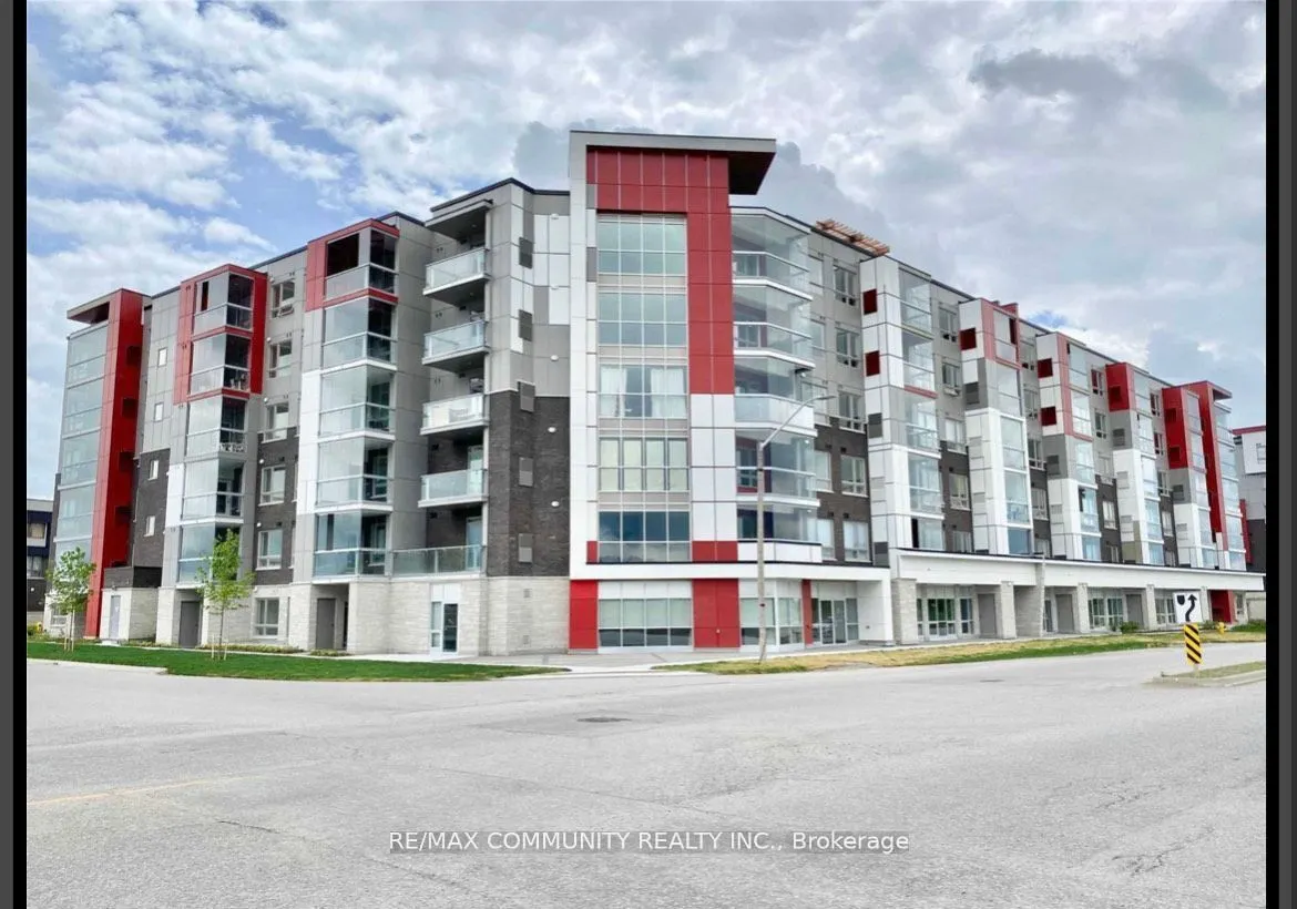 58 Adam Sellers Street E, #413