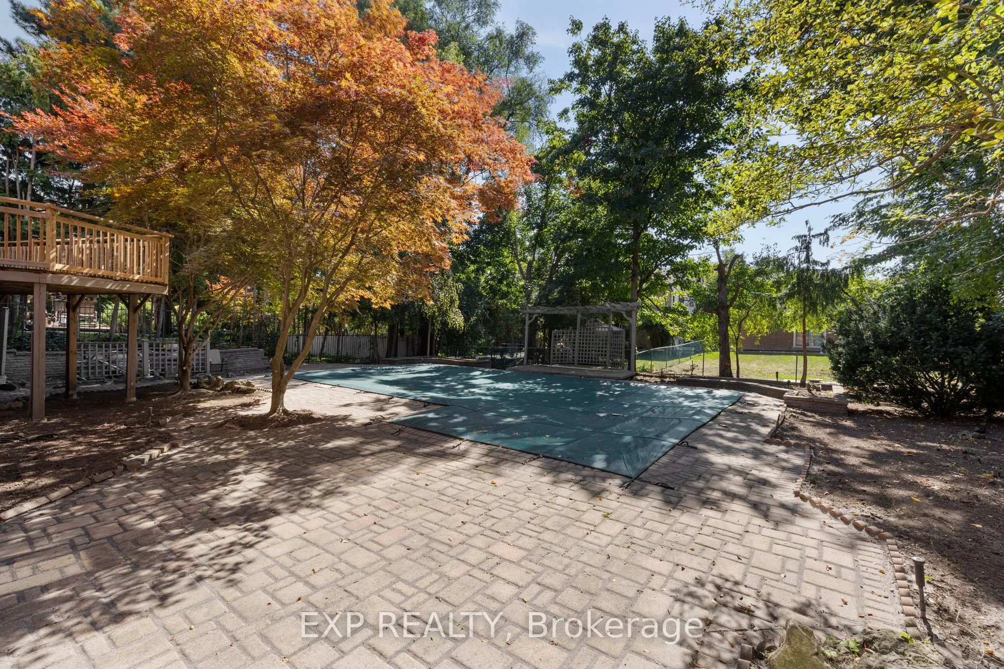 70 Hemingway Crescent N