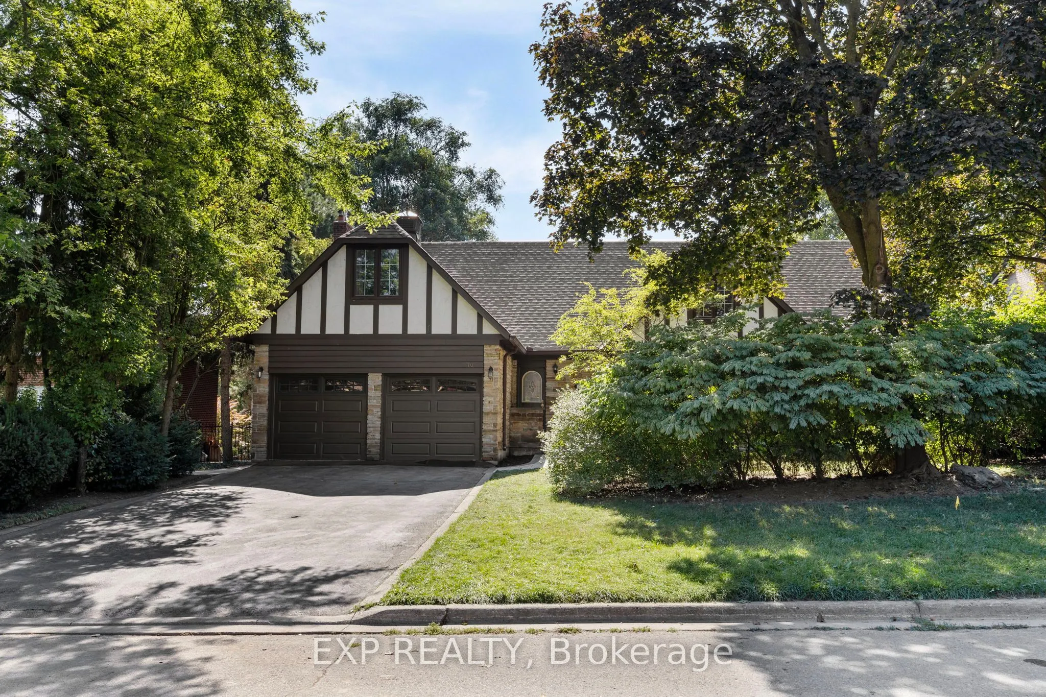 70 Hemingway Crescent