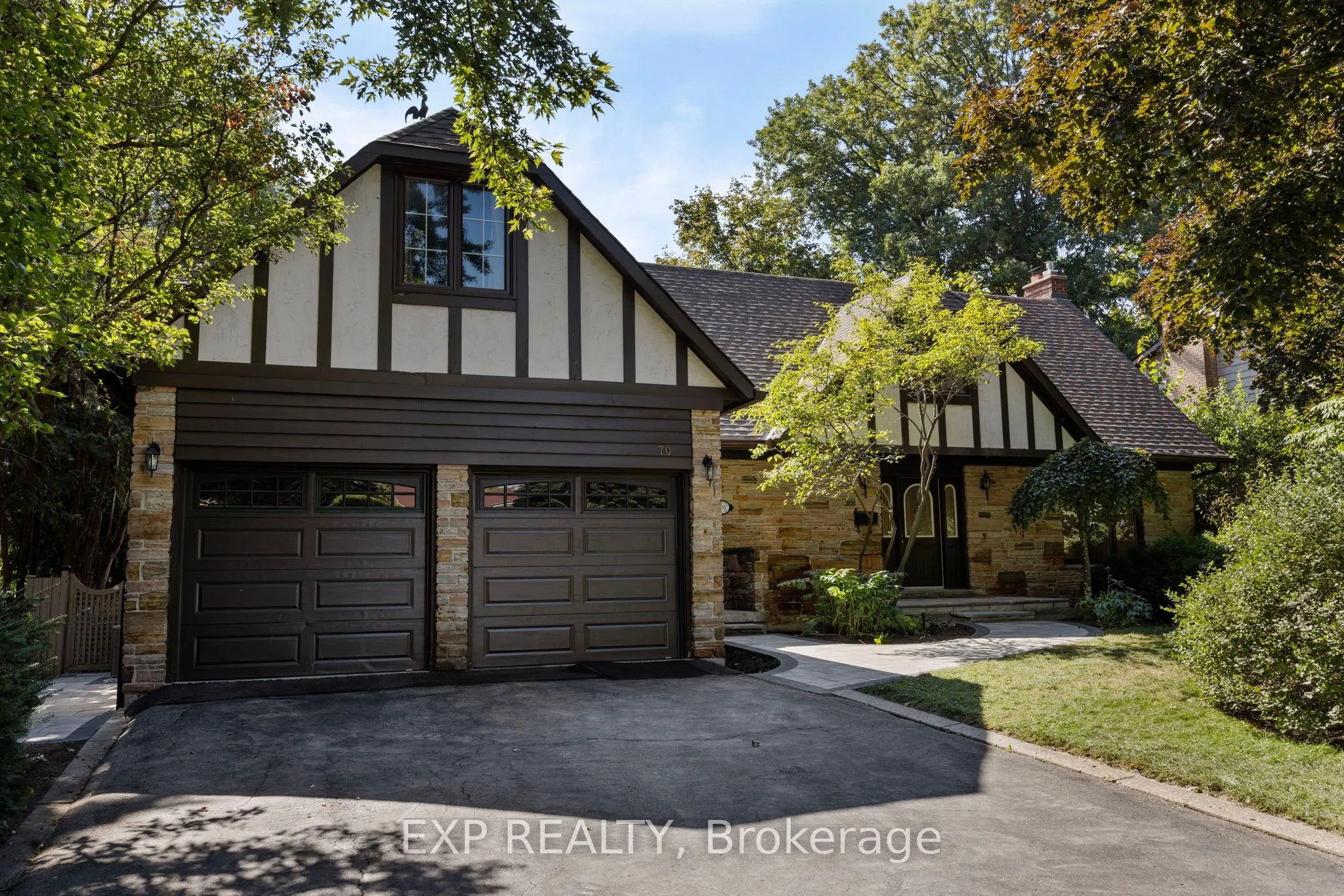 70 Hemingway Crescent