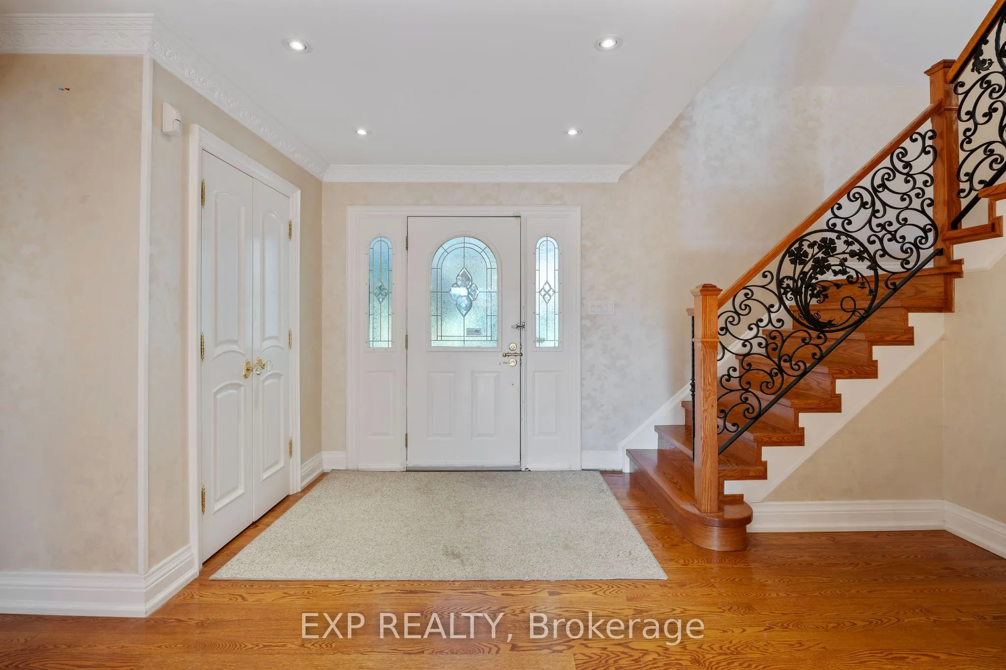 70 Hemingway Crescent