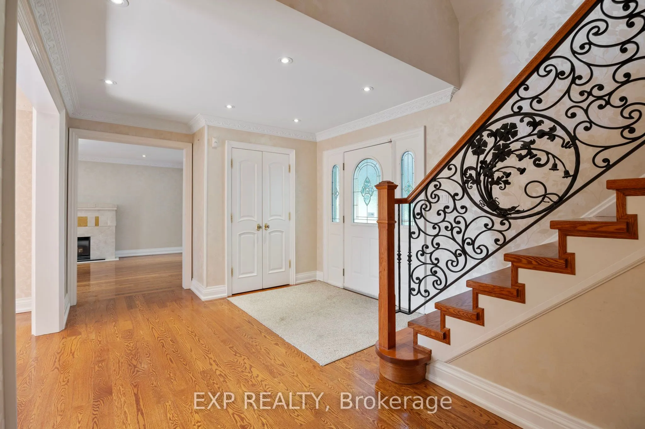 70 Hemingway Crescent