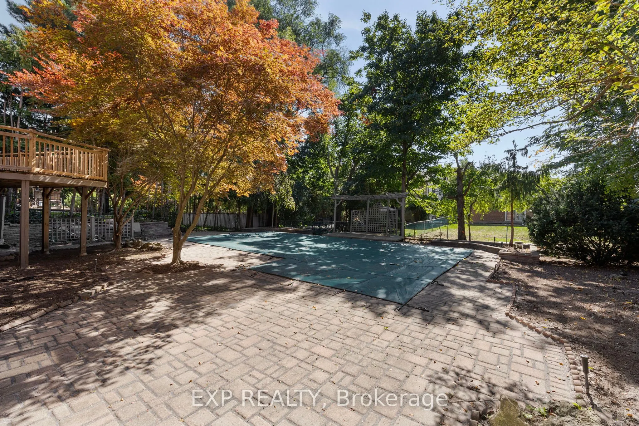 70 Hemingway Crescent N