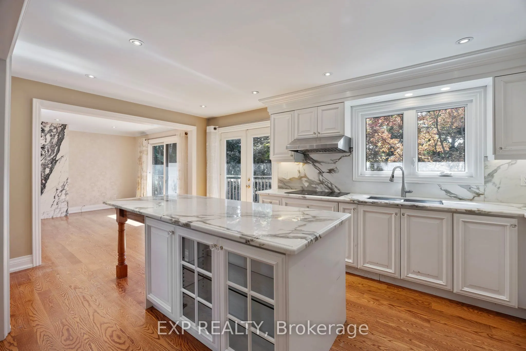 70 Hemingway Crescent