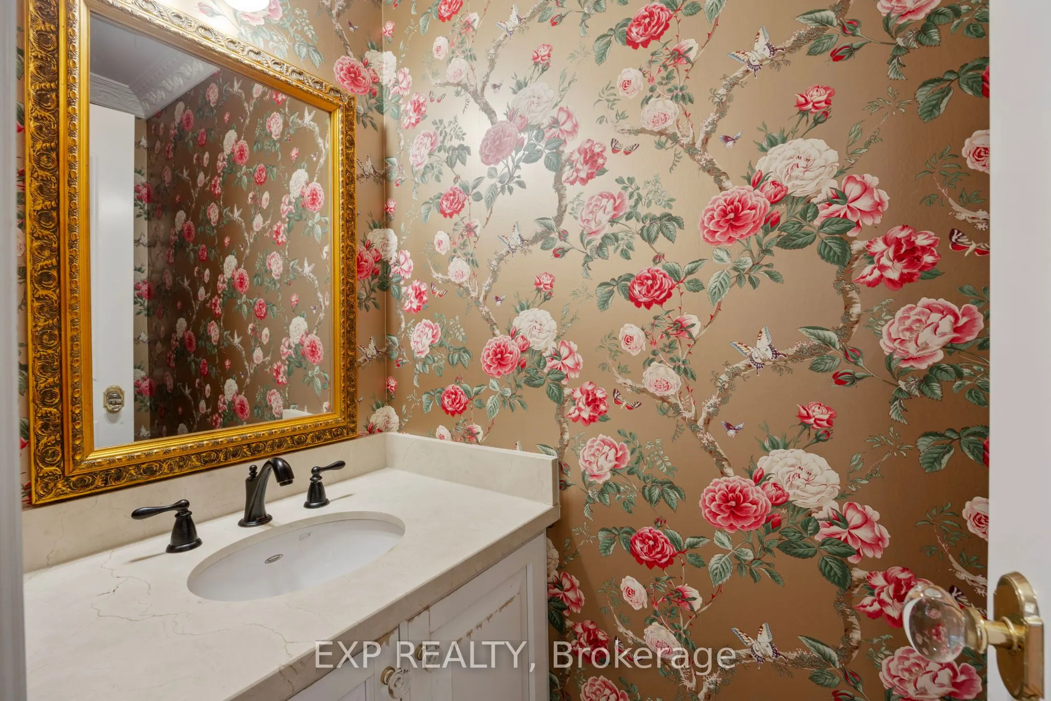 70 Hemingway Crescent