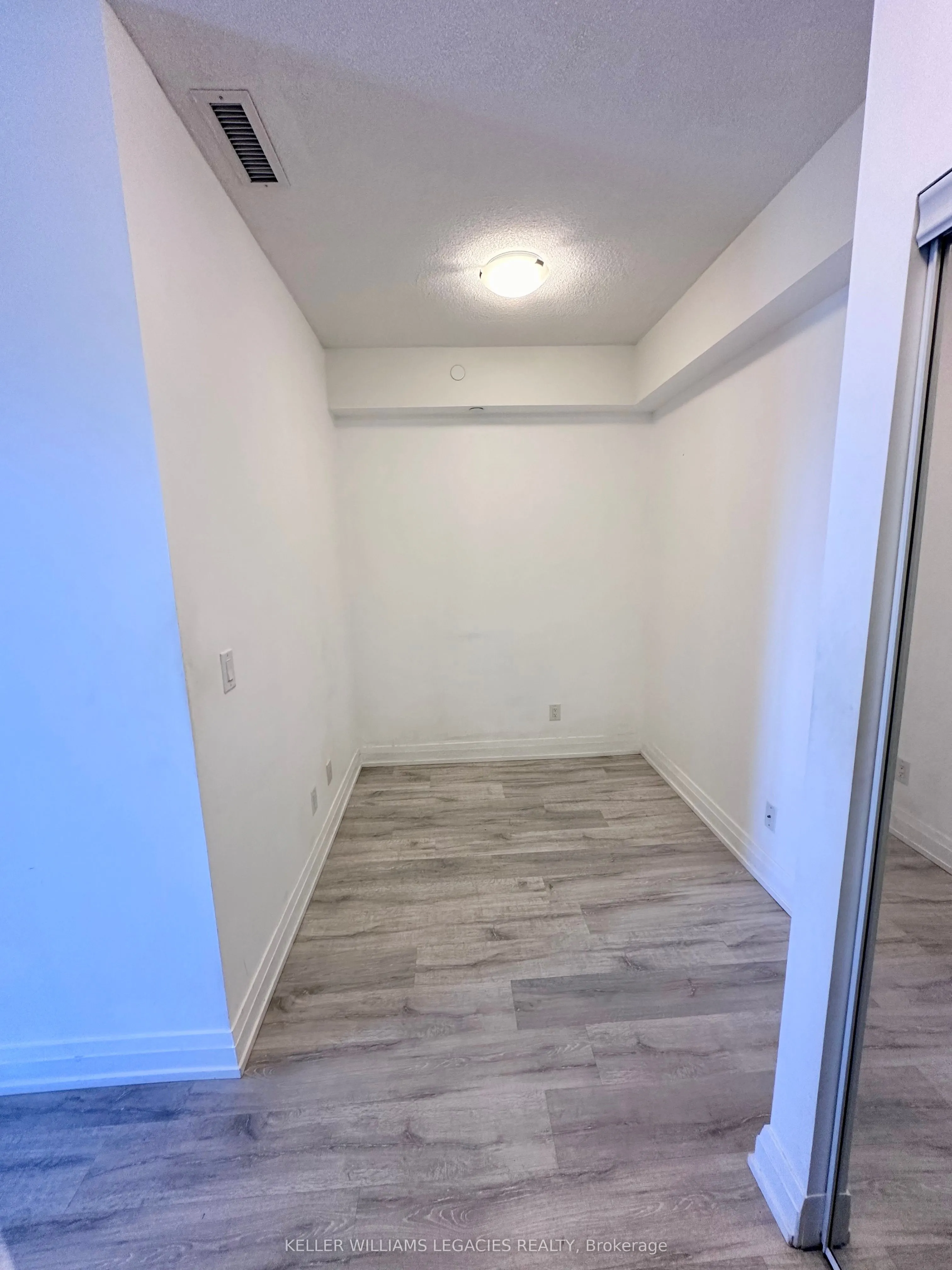 3600 Highway 7 Highway W, #2406